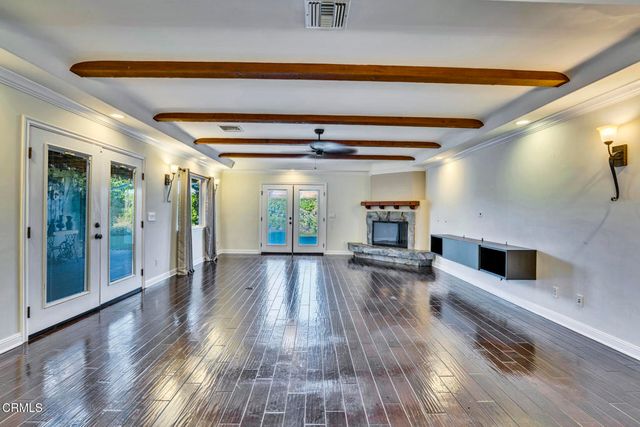 23363 Erwin Street, Los Angeles, CA 91367