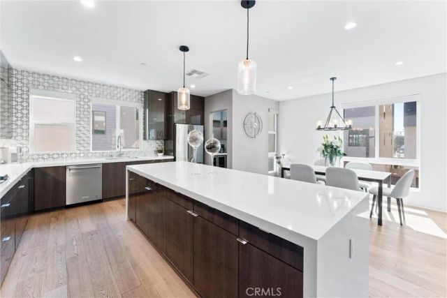 628 Cardiff Reef, Costa Mesa, CA 92627