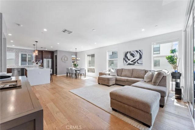 628 Cardiff Reef, Costa Mesa, CA 92627