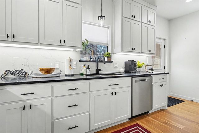 622 E Gray Street, Norman, OK 73071