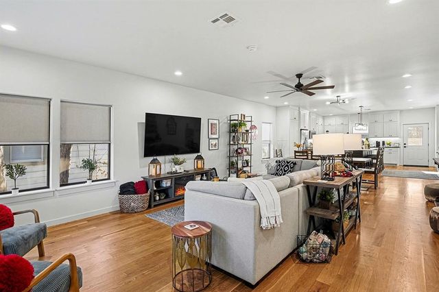 622 E Gray Street, Norman, OK 73071