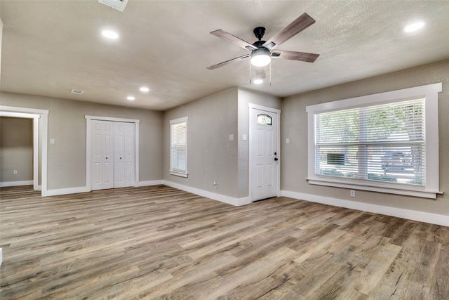 1832 Belmont Street, Mesquite, TX 75149