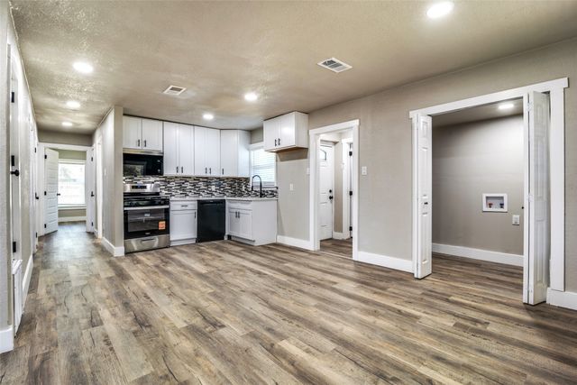 1832 Belmont Street, Mesquite, TX 75149