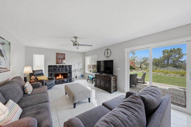 3720 Southridge Way, Oceanside, CA 92056