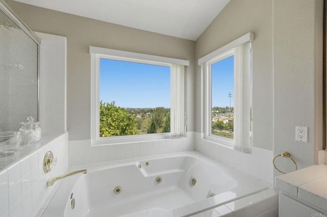 3720 Southridge Way, Oceanside, CA 92056