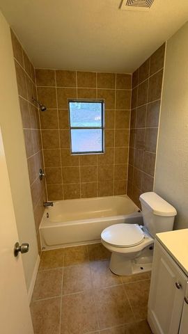 821 Evanston Street, Houston, TX 77015