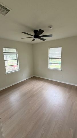821 Evanston Street, Houston, TX 77015
