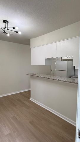 821 Evanston Street, Houston, TX 77015