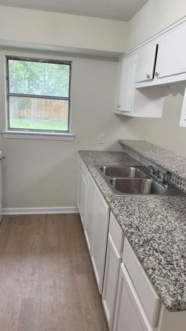 821 Evanston Street, Houston, TX 77015