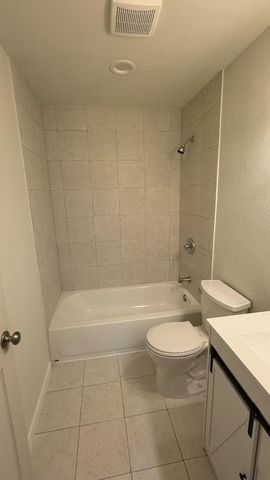 821 Evanston Street, Houston, TX 77015
