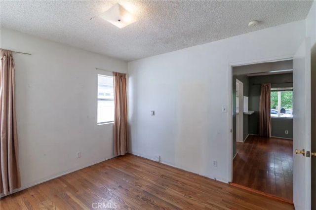 235 W Santa Anita, Burbank, CA 91502