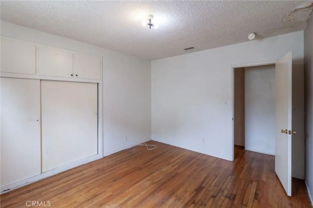 235 W Santa Anita, Burbank, CA 91502