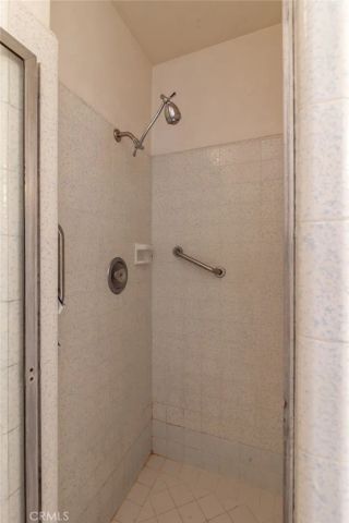 235 W Santa Anita, Burbank, CA 91502