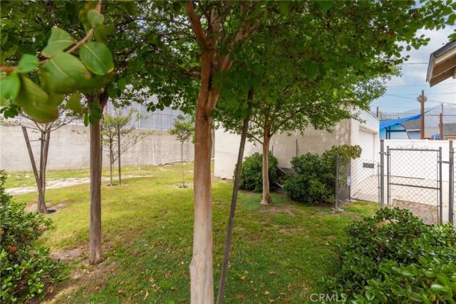 235 W Santa Anita, Burbank, CA 91502