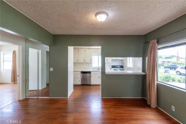 235 W Santa Anita, Burbank, CA 91502