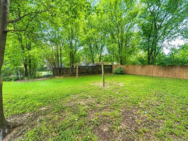 206 Crouch Street, Benton, AR 72019
