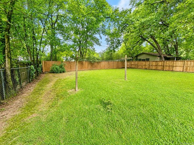 206 Crouch Street, Benton, AR 72019