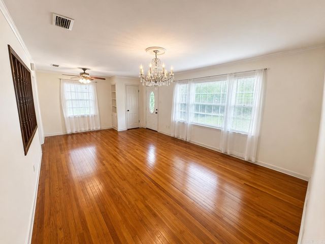 206 Crouch Street, Benton, AR 72019
