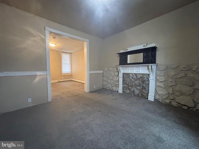 622 E MARKET ST, York, PA 17403