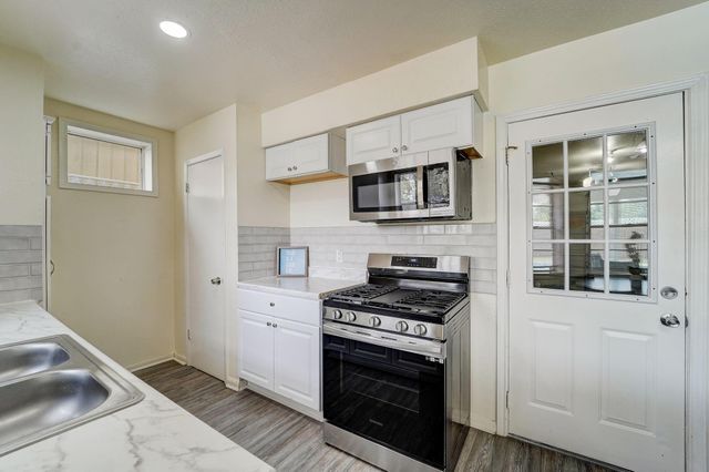 8851 Alcott, Houston, TX 77080