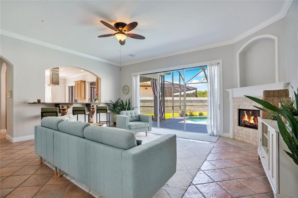 Image 24 of property listing at 10760 EMERALD CHASE DRIVE, Orlando, FL 32836