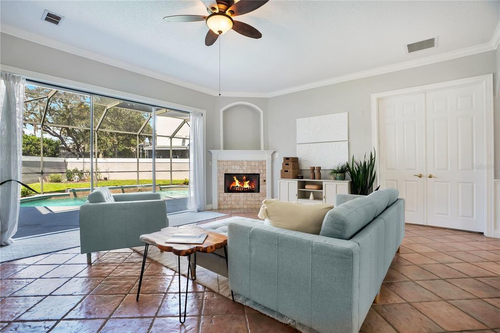 Image 25 of property listing at 10760 EMERALD CHASE DRIVE, Orlando, FL 32836