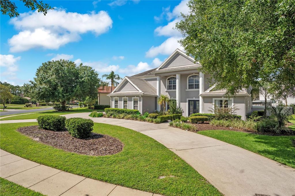 Image 8 of property listing at 10760 EMERALD CHASE DRIVE, Orlando, FL 32836
