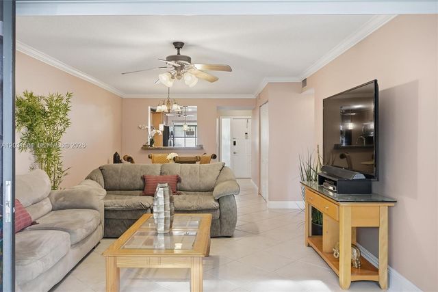 2379 SW 15th Street 107, Deerfield Beach, FL 33442