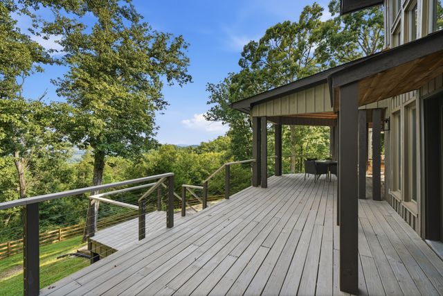 1126 Beechs Tavern Trl, Franklin, TN 37069
