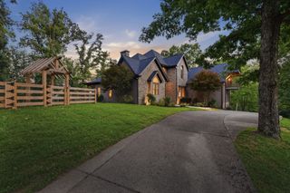 1126 Beechs Tavern Trl, Franklin, TN 37069