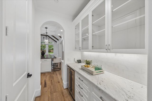 1228 Archley Drive, Houston, TX 77055