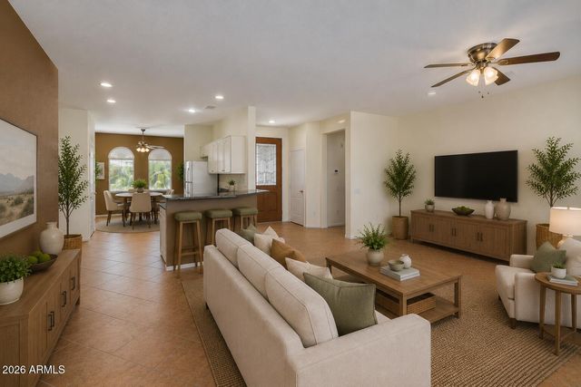 18650 N CACTUS FLOWER Way, Surprise, AZ 85387
