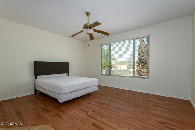 18650 N CACTUS FLOWER Way, Surprise, AZ 85387