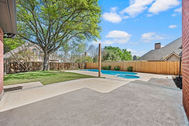 1311 Lakewood Drive, Mckinney, TX 75072