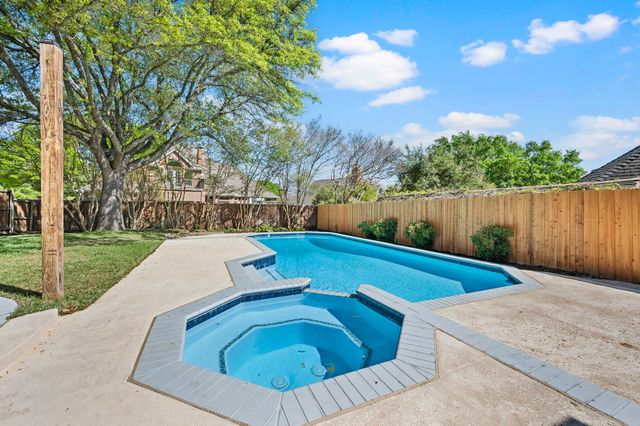 1311 Lakewood Drive, Mckinney, TX 75072