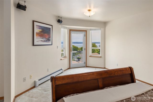827 Michael Way, Camano Island, WA 98282