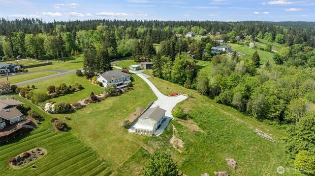 827 Michael Way, Camano Island, WA 98282