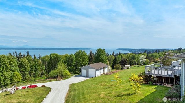827 Michael Way, Camano Island, WA 98282