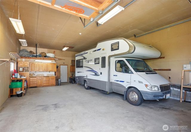 827 Michael Way, Camano Island, WA 98282