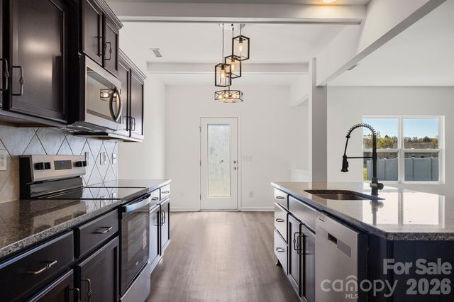 12863 Mustang Drive, Midland, NC 28107