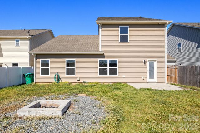 12863 Mustang Drive, Midland, NC 28107