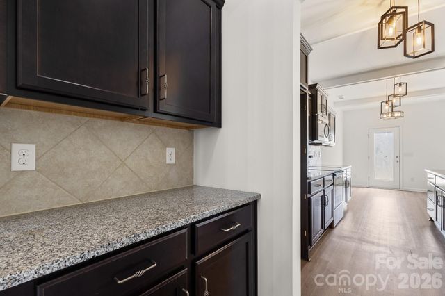 12863 Mustang Drive, Midland, NC 28107