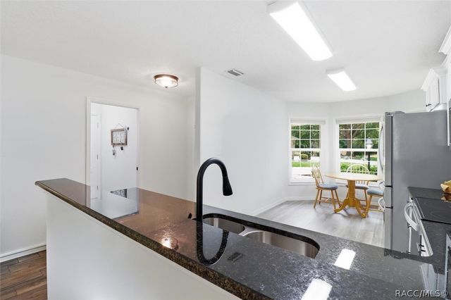 1912 N Havershall Point, Crystal River, FL 34429