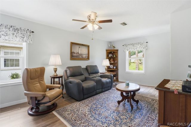 1912 N Havershall Point, Crystal River, FL 34429