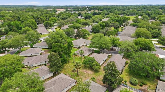 1912 N Havershall Point, Crystal River, FL 34429