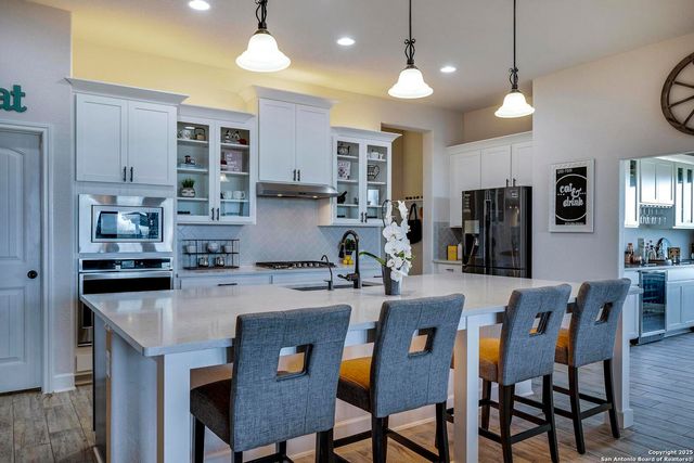 1230 Roaring Falls, New Braunfels, TX 78132