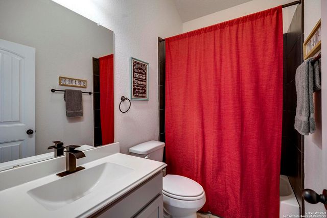 1230 Roaring Falls, New Braunfels, TX 78132