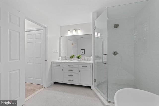1224 NOB HILL DR, Gambrills, MD 21054