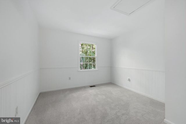 1224 NOB HILL DR, Gambrills, MD 21054