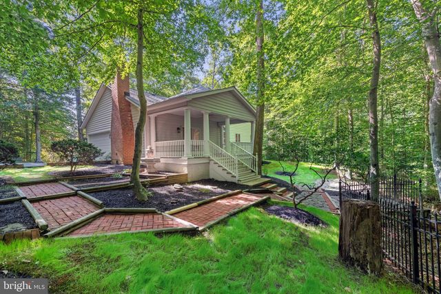 1224 NOB HILL DR, Gambrills, MD 21054